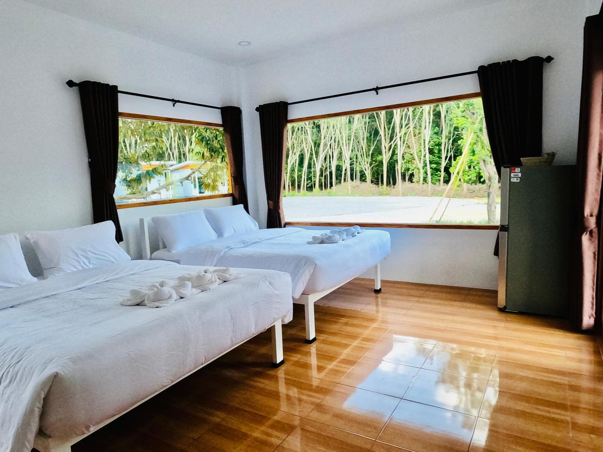 Suanvadee Resort สวนวดี รีสอร์ท Дон-Сак Экстерьер фото