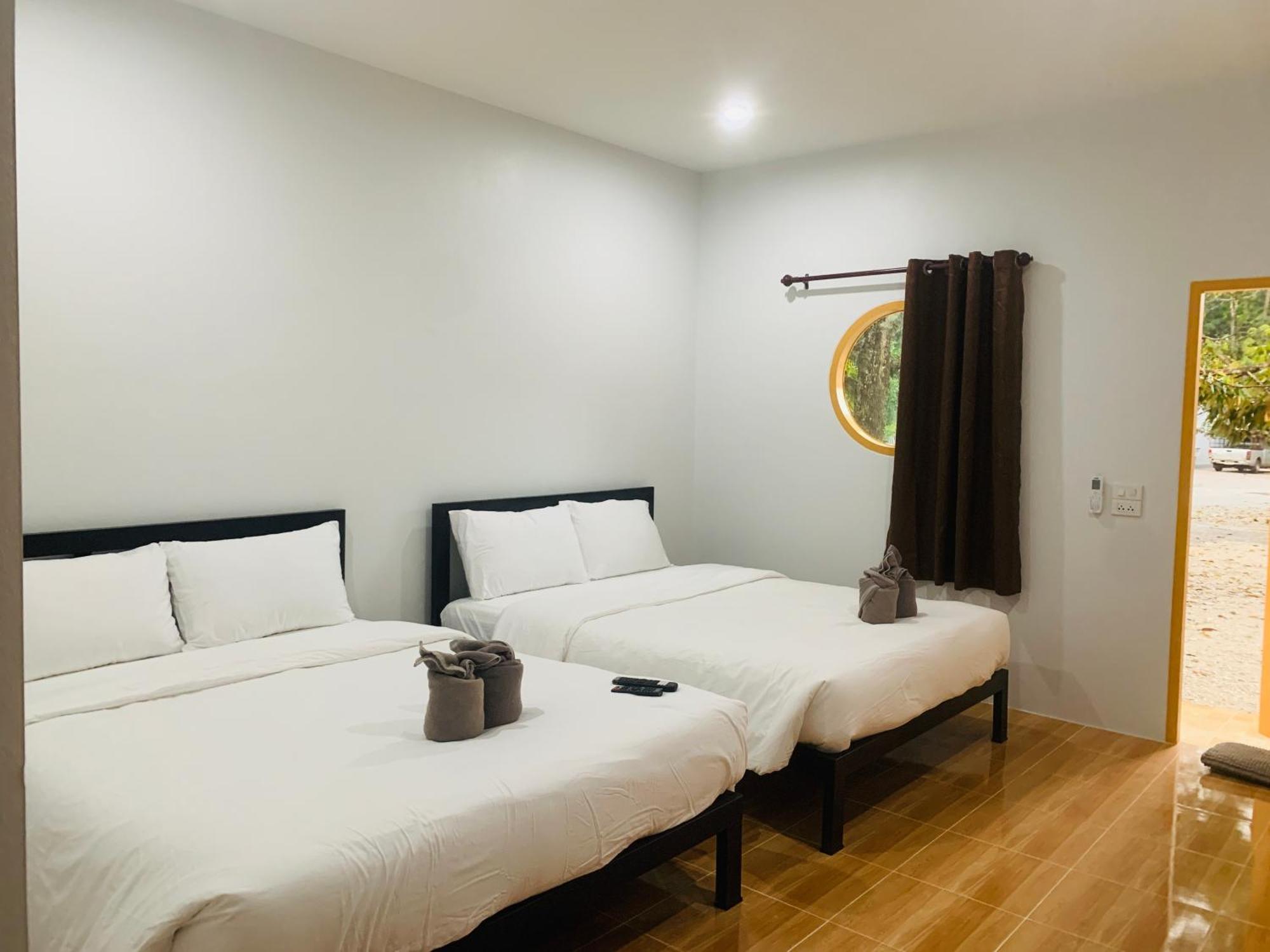 Suanvadee Resort สวนวดี รีสอร์ท Дон-Сак Экстерьер фото
